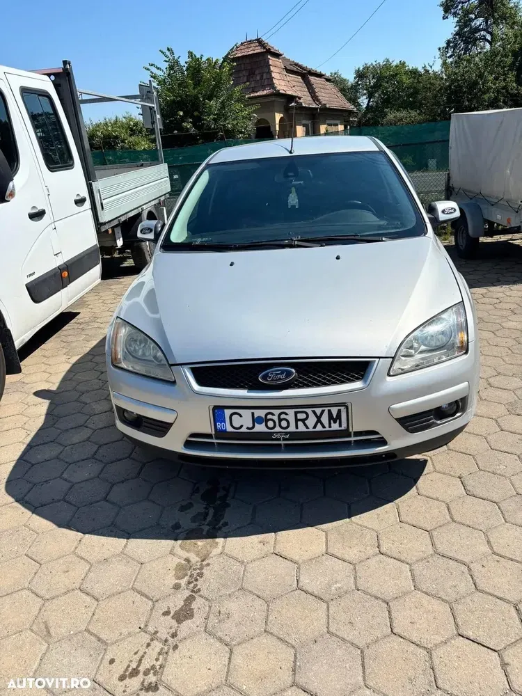 Ford Focus MK2 — imagine 3