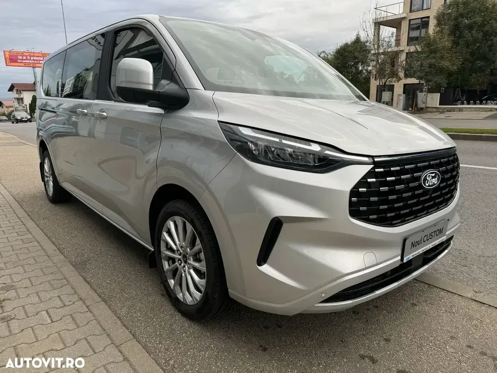 Ford Tourneo Custom Bus 320L 2.0 EcoBlue 170 CP 8AT L2H1 FWD Titanium — imagine 5