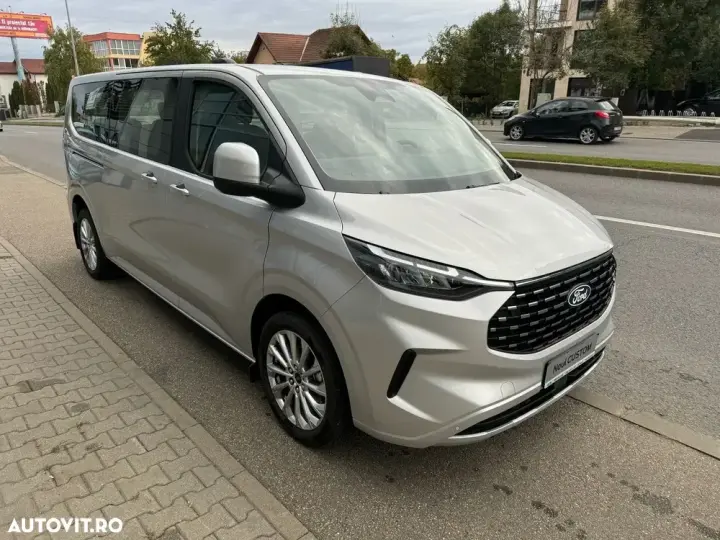 Ford Tourneo Custom Bus 320L 2.0 EcoBlue 170 CP 8AT L2H1 FWD Titanium