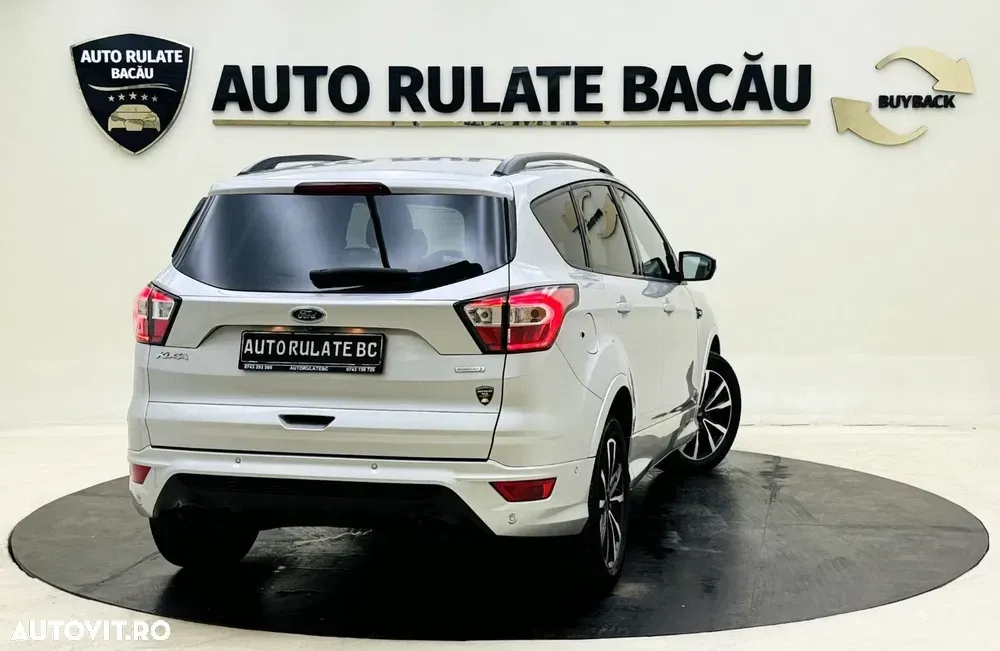 Ford Kuga 1.5 EcoBoost 2WD Titanium — imagine 5