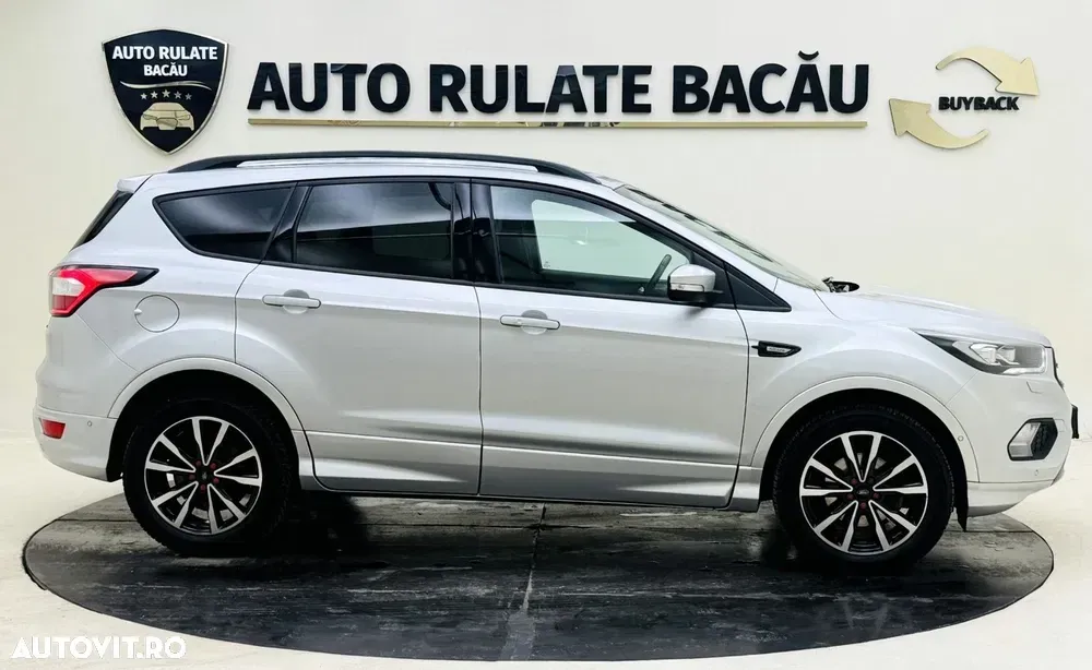 Ford Kuga 1.5 EcoBoost 2WD Titanium — imagine 3