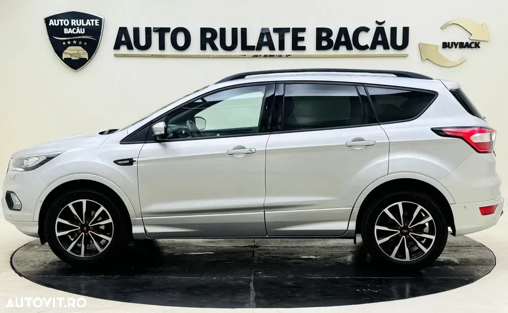 Ford Kuga 1.5 EcoBoost 2WD Titanium — imagine 4