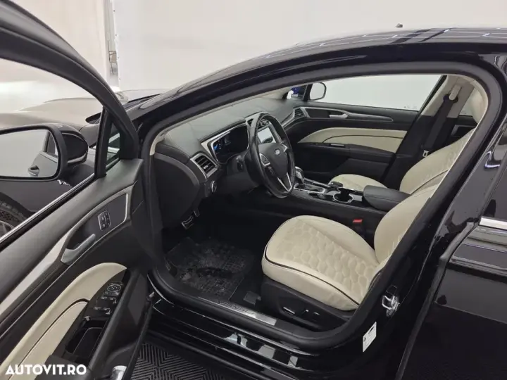 Ford Mondeo IV 2.0 HEV Vignale