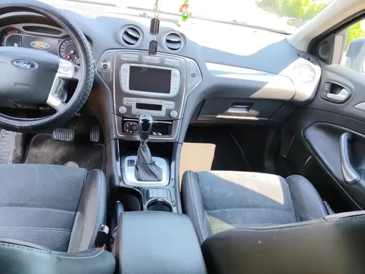 Ford Mondeo III 2.0 TDCI Aut. Titanium