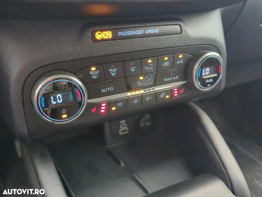 Ford Kuga 2.0 EcoBlue A8 AWD Titanium — imagine 4