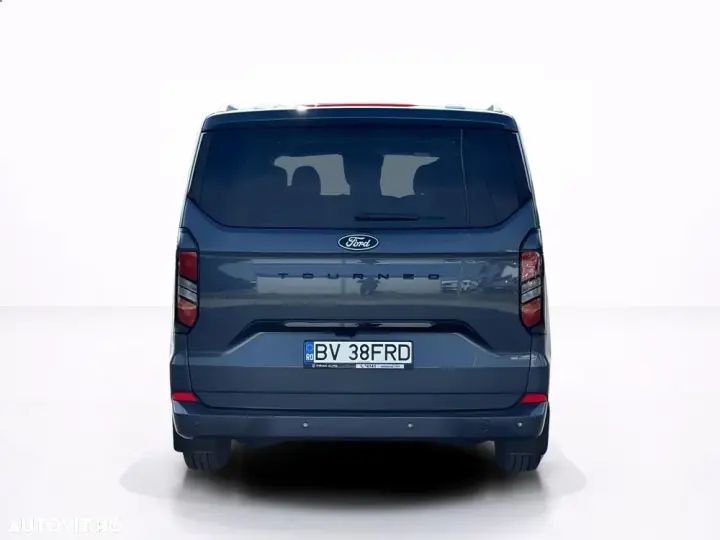 Ford Tourneo Custom Bus 320L 2.0 EcoBlue 136 CP 8AT L2H1 FWD Titanium