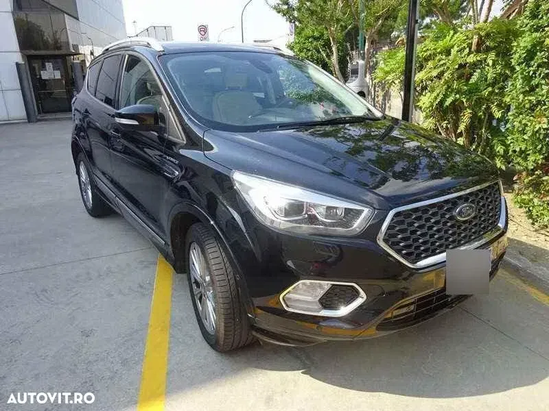 Ford Kuga II 2.0 TDCi 4WD Powershift Vignale — imagine 4