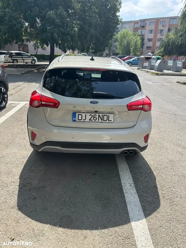 Ford Focus MK4 1.5 EcoBlue Active — imagine 4