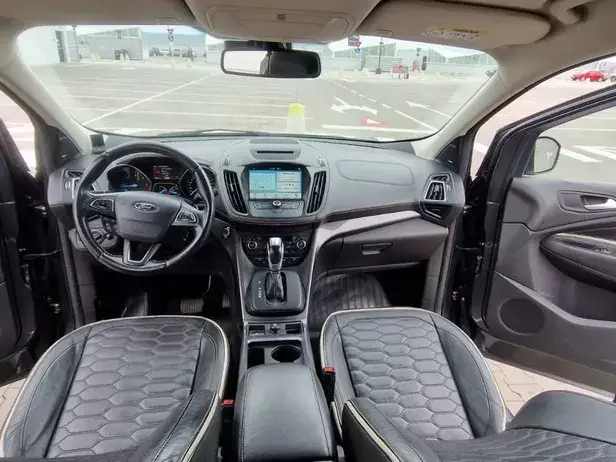 Ford Kuga II 2.0 TDCi 4WD Powershift Vignale