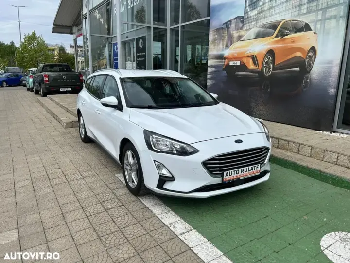 Ford Focus MK4 1.0 EcoBoost Trend