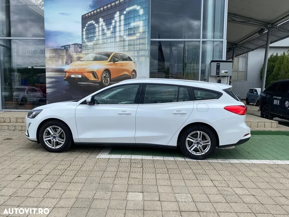 Ford Focus MK4 1.0 EcoBoost Trend Edition — imagine 5