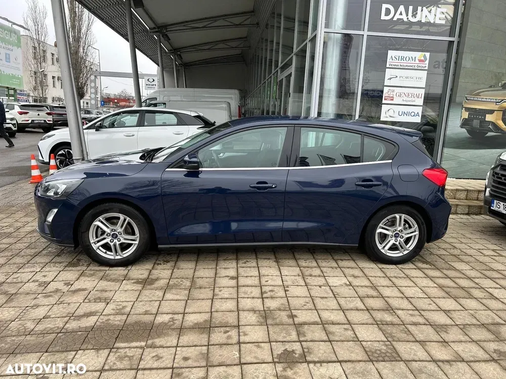 Ford Focus MK4 1.0 EcoBoost Connected — imagine 2