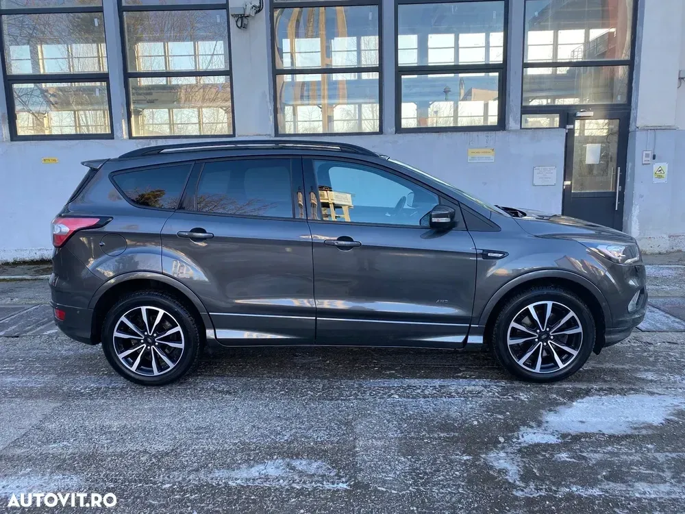 Ford Kuga II 2.0 TDCi 4WD Powershift ST-Line — imagine 3
