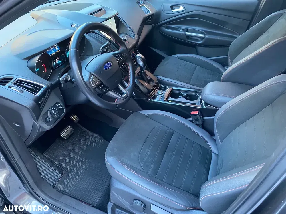Ford Kuga II 2.0 TDCi 4WD Powershift ST-Line — imagine 5