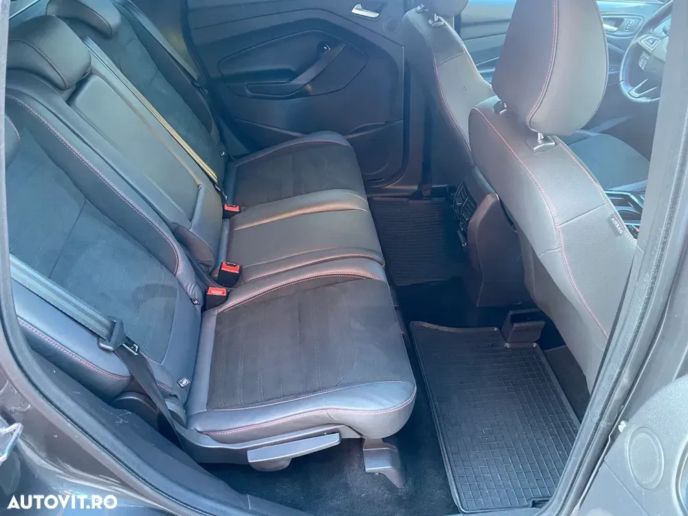 Ford Kuga II 2.0 TDCi 4WD Powershift ST-Line — imagine 6