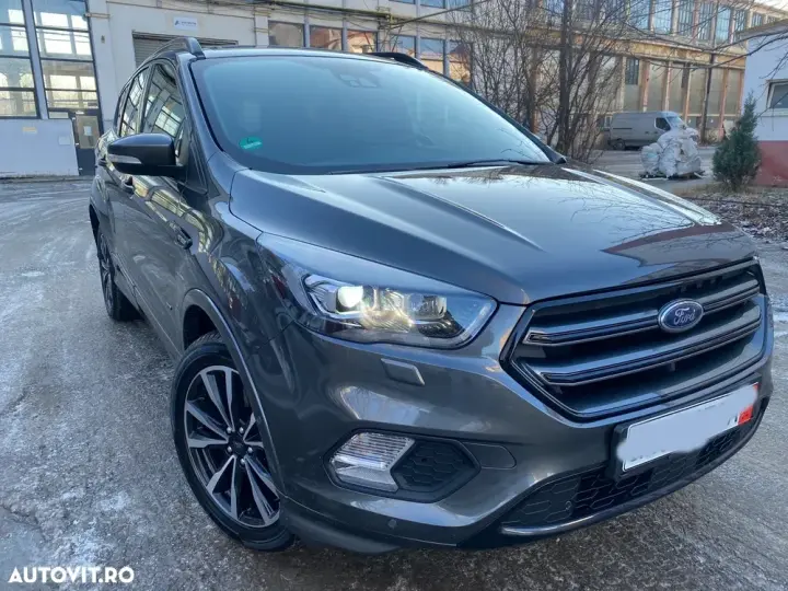 Ford Kuga II 2.0 TDCi 4WD Powershift ST-Line