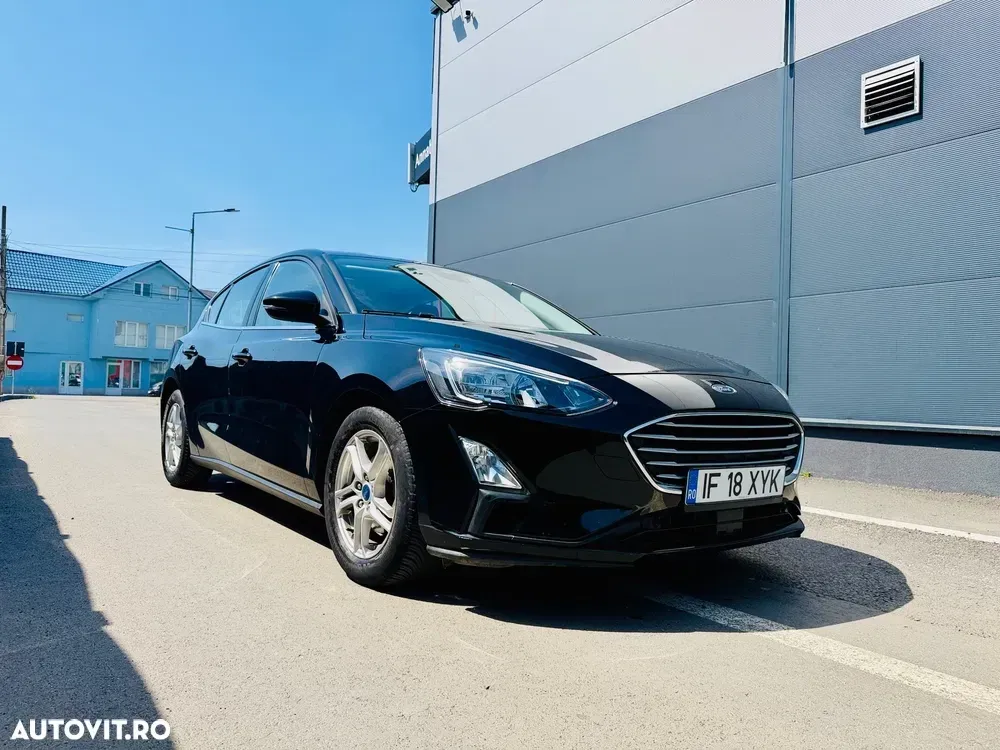 Ford Focus MK4 1.0 EcoBoost Trend Edition — imagine 2