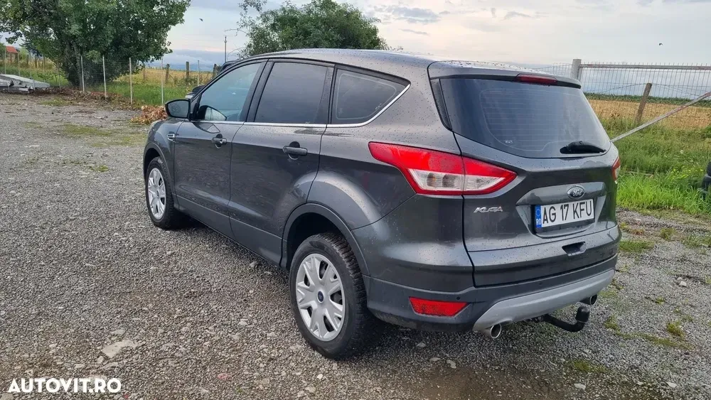 Ford Kuga II 2.0 TDCi 4WD Powershift Titanium — imagine 4