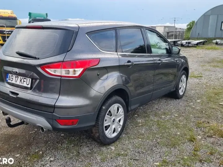 Ford Kuga II 2.0 TDCi 4WD Powershift Titanium