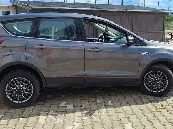 Ford Kuga 2.0 TDCi 2WD Trend