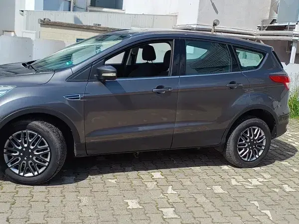Ford Kuga 2.0 TDCi 2WD Trend
