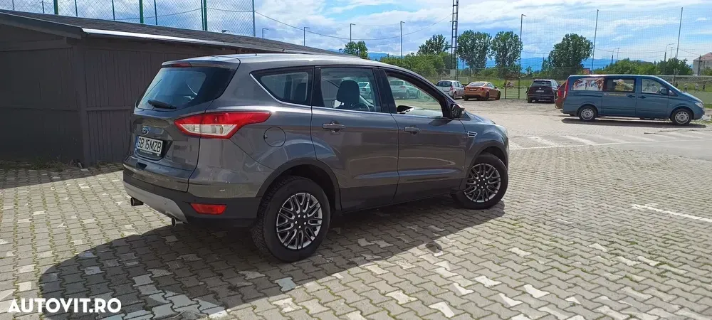 Ford Kuga 2.0 TDCi 2WD Trend — imagine 4