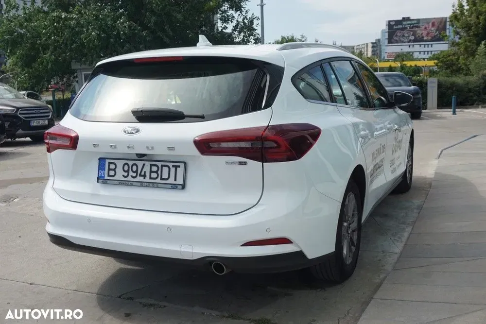 Ford Focus MK4 — imagine 6