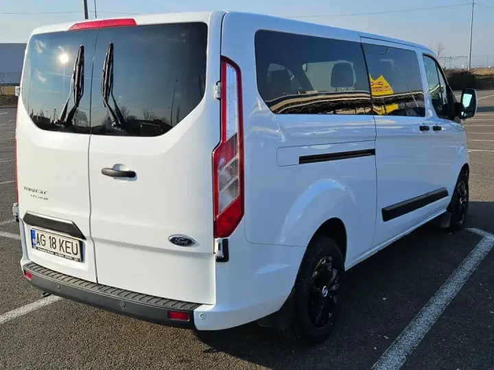 Ford Transit Custom Kombi 340 2.0 EcoBlue MHEV 150 CP L2H1 Trend