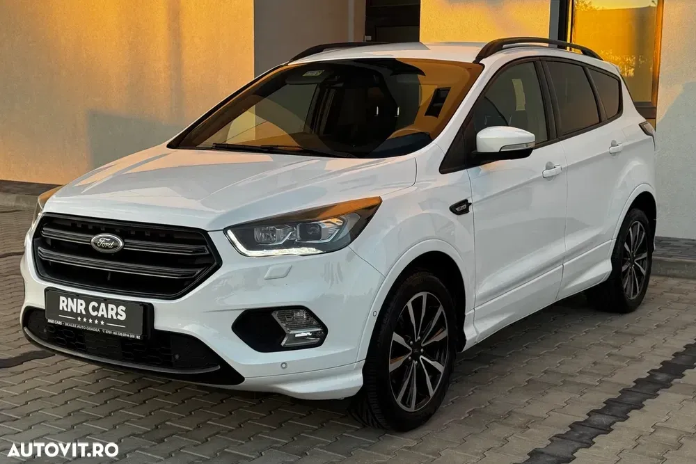 Ford Kuga — imagine 3