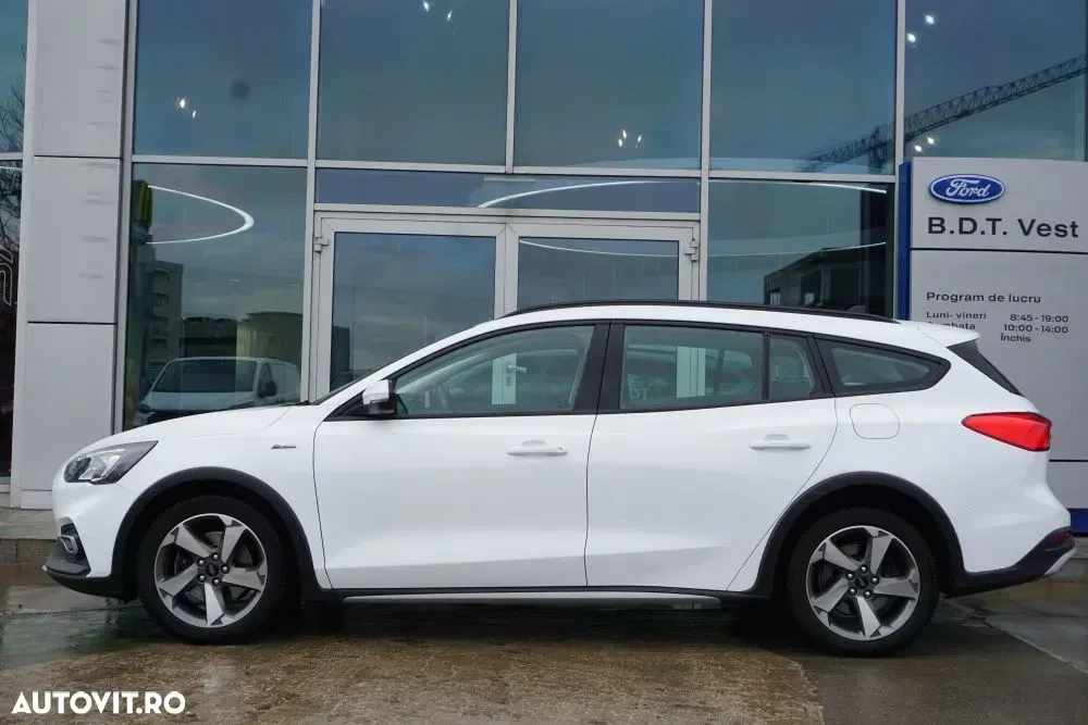 Ford Focus 1.0 EcoBoost Active — imagine 4