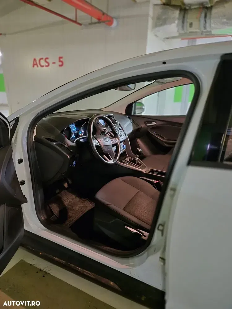 Ford Focus MK3 — imagine 5