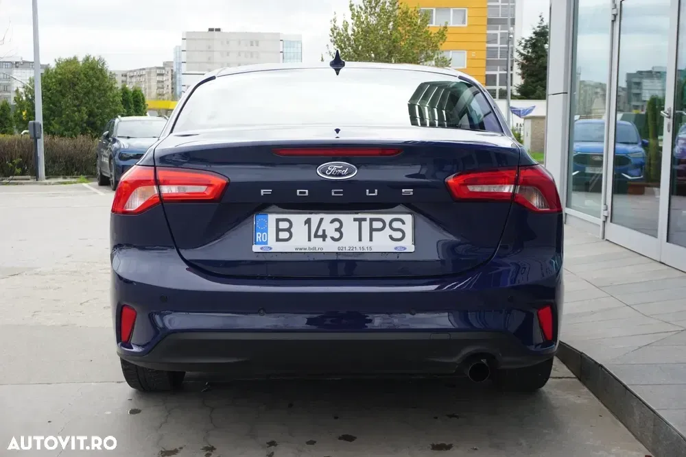 Ford Focus — imagine 6