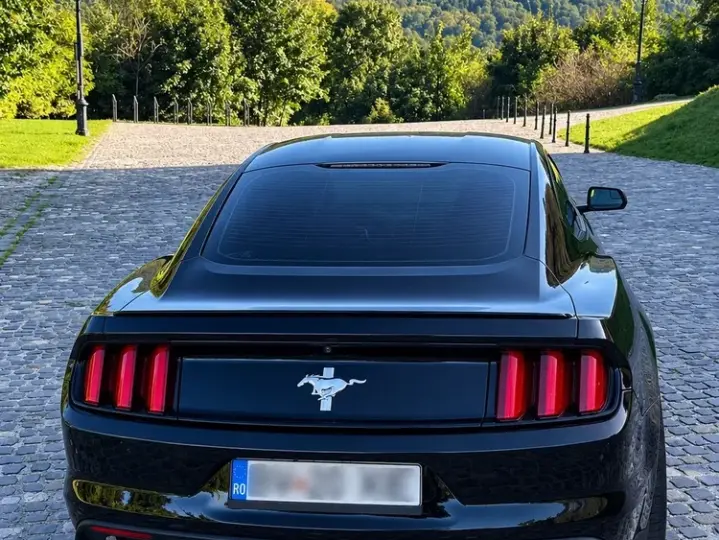 Ford Mustang VI
