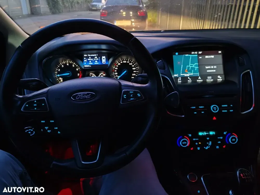 Ford Focus MK3 1.5 EcoBoost Titanium — imagine 4