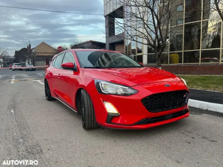 Ford Focus MK4 1.0 EcoBoost MHEV ST-Line