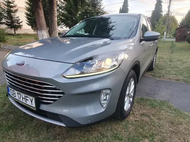 Ford Kuga III 1.5 EcoBoost 2x4 Titanium