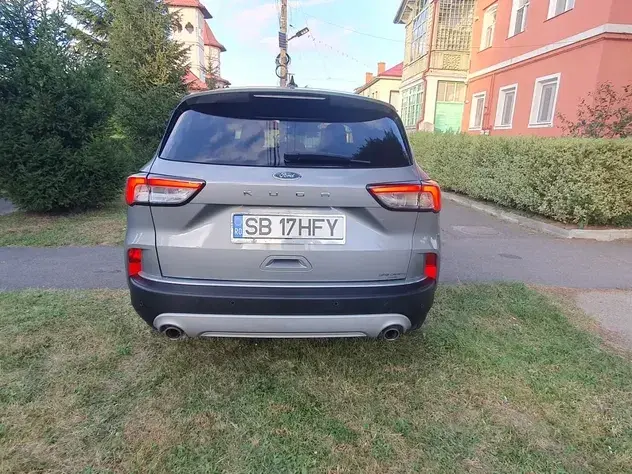 Ford Kuga III 1.5 EcoBoost 2x4 Titanium