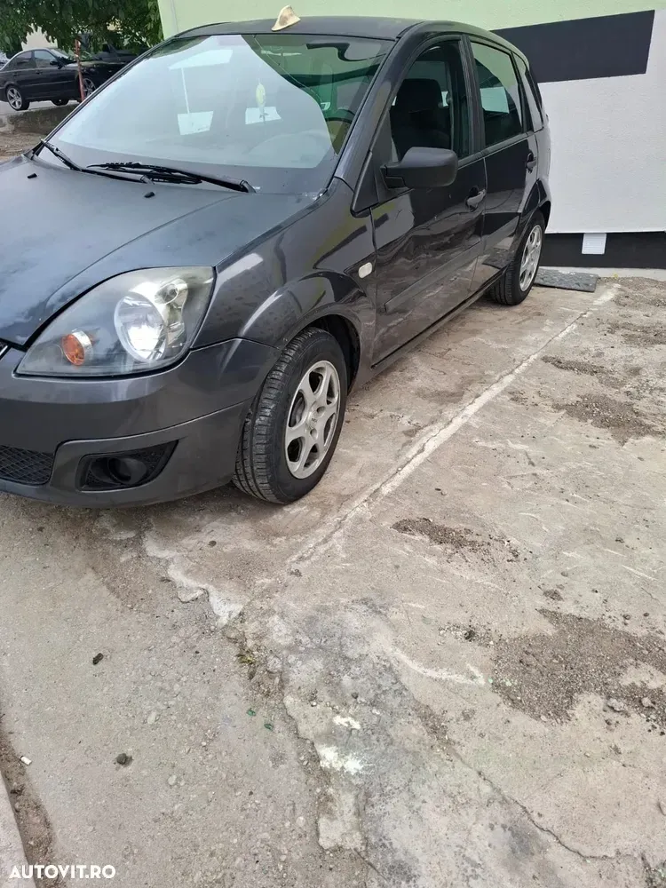Ford Fiesta — imagine 5