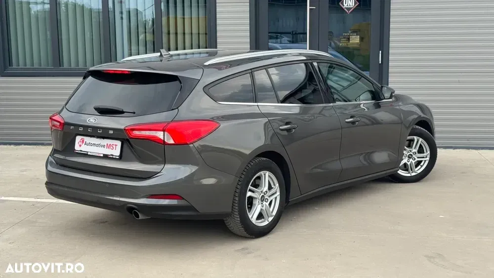 Ford Focus MK4 1.5 TDCi DPF Start-Stopp-System Business — imagine 4