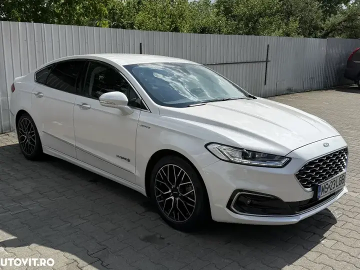Ford Mondeo IV 2.0 HEV Vignale