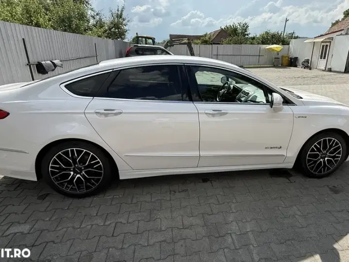 Ford Mondeo IV 2.0 HEV Vignale