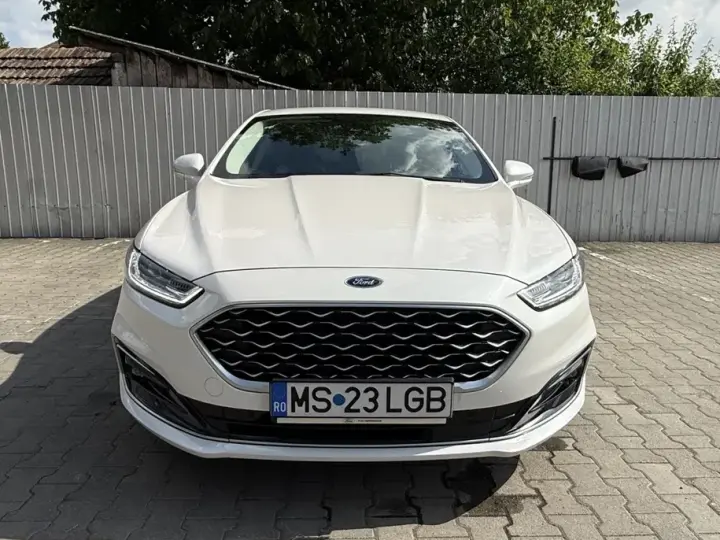 Ford Mondeo IV 2.0 HEV Vignale