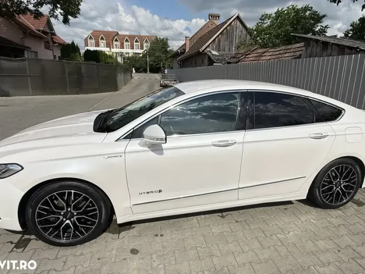 Ford Mondeo IV 2.0 HEV Vignale