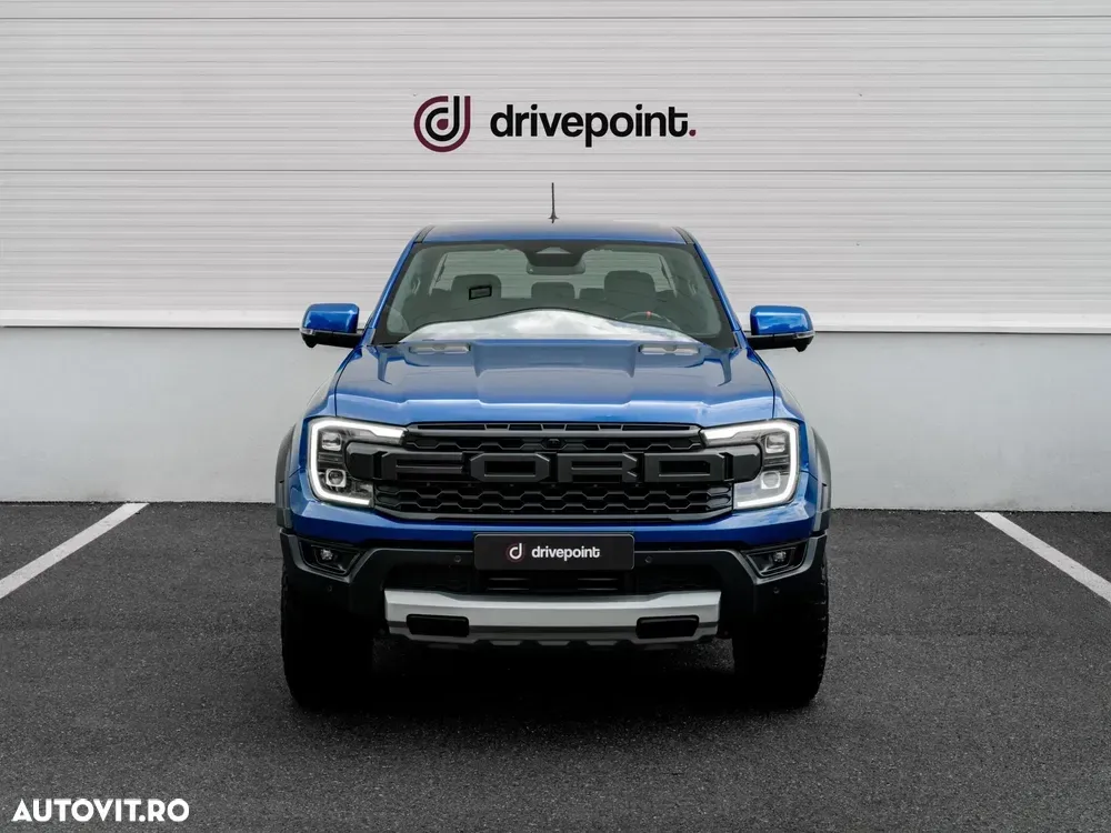 Ford Raptor — imagine 3