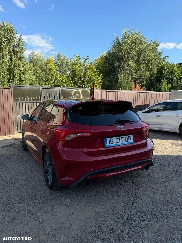 Ford Focus MK4 — imagine 4