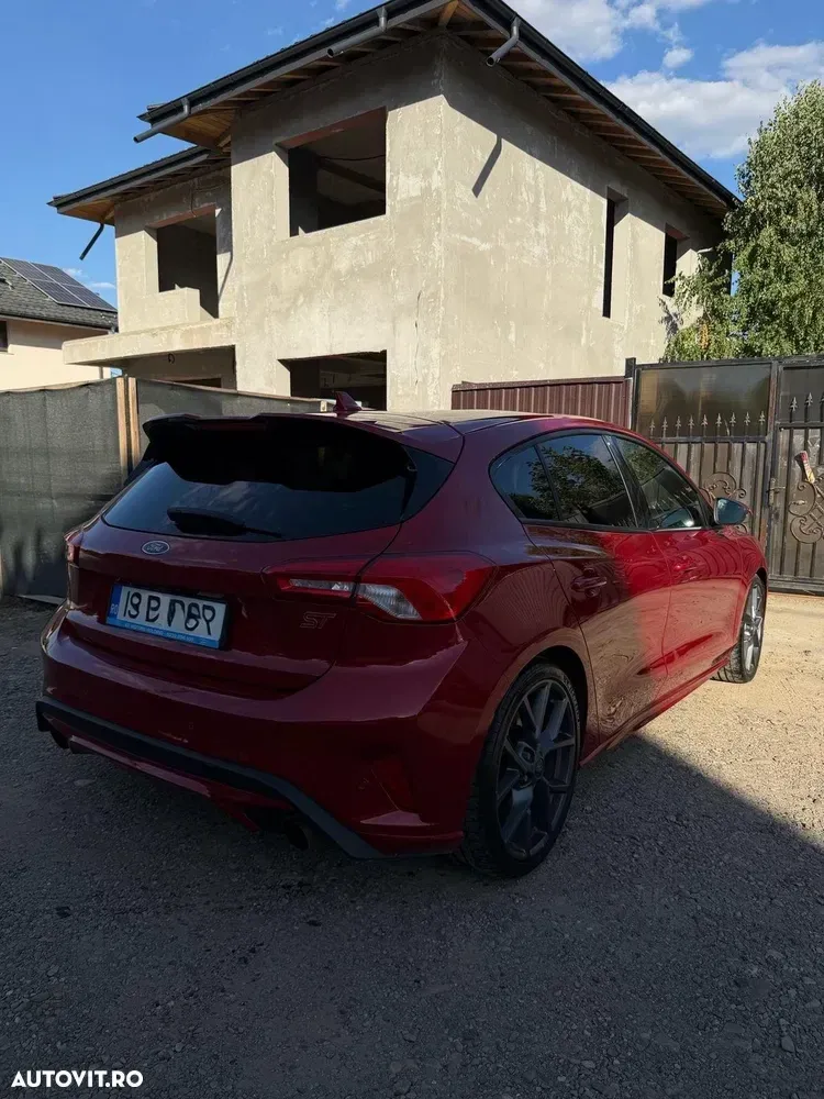Ford Focus MK4 — imagine 3