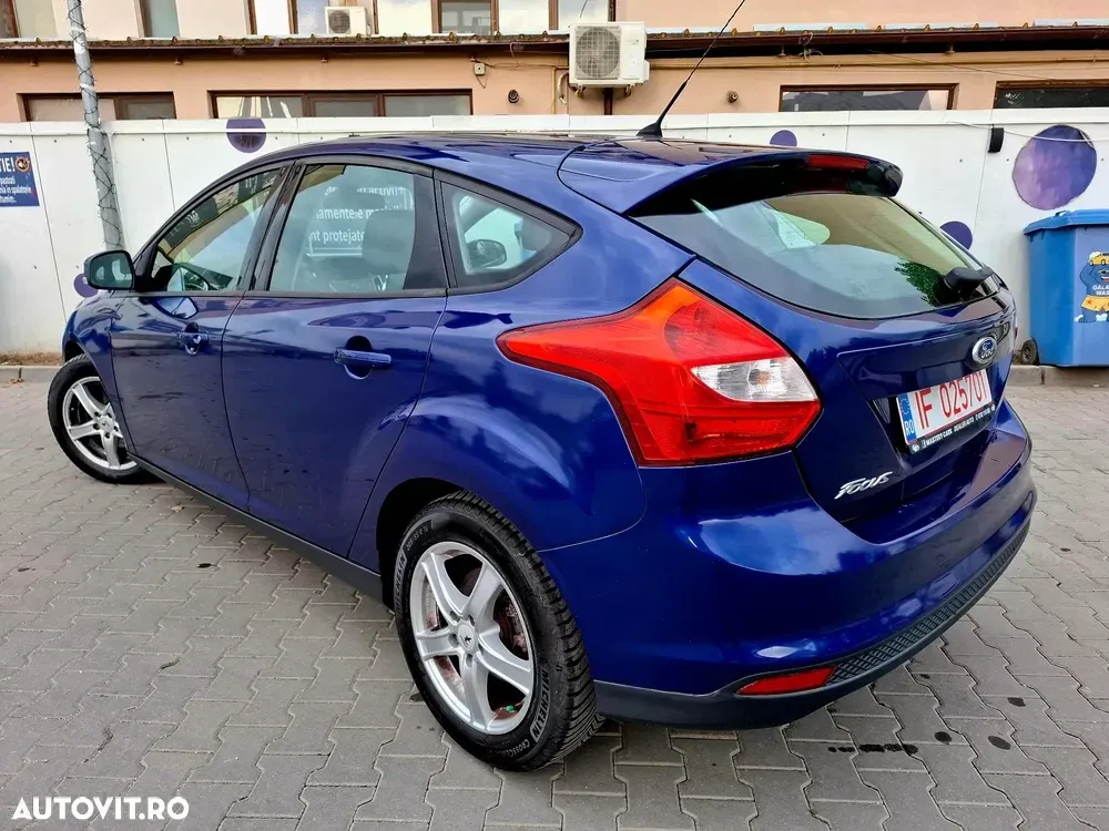 Ford Focus MK3 1.6 TDCI DPF Start-Stopp-System Trend — imagine 4