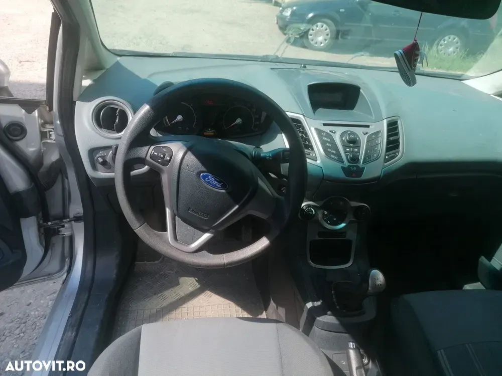 Ford Fiesta — imagine 4