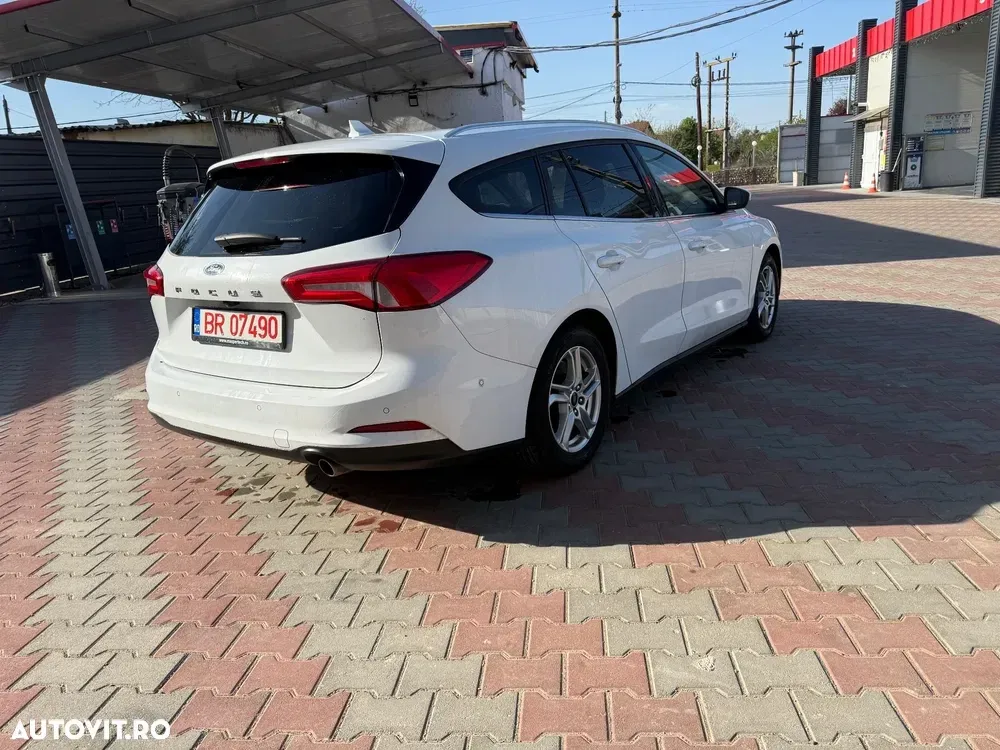 Ford Focus 1.5 TDCi DPF Start-Stopp-System Titanium — imagine 4