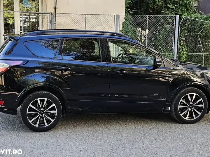 Ford Kuga II 2.0 TDCi 4WD Powershift ST-Line